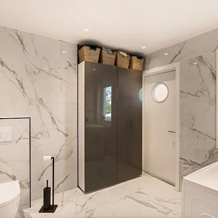 Lille Luxury Moderne Med Stor Uteplass, Utekjokken Og Pergola Feriehus Bergen